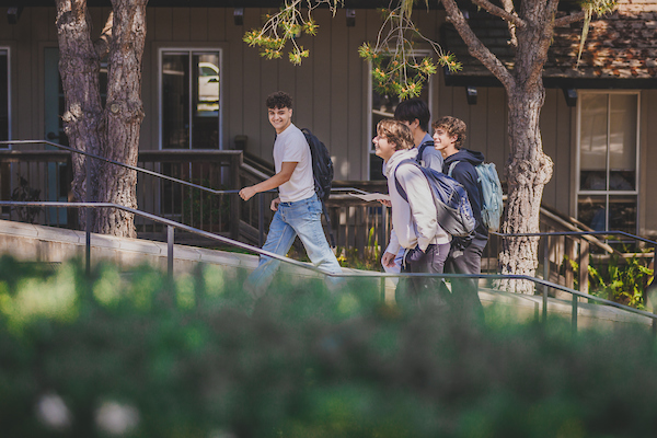 Students walking on Stevenson campus